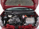 【エンジンルーム】エンジンルームもキレイに洗浄されています。ご納車前にしっかり整備させて頂きますので、ご安心ください。