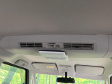 【サーキュレーター】エアコンの風を後部座席まで届けてくれ、広い車内空間でも素早く快適な温度になります♪真夏や真冬に便利な機能です。