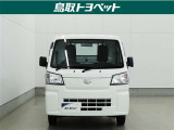 また、お車にあまり詳しくない方でも気軽に立ち寄って頂けるお店作りを目指しています。中古車選びに不安があるという多くのお客様の声に応えるべく『親切・丁寧・明瞭』をキーワードにしっかりサポート致します。