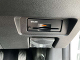 ビルトインタイプのETCです。スッキリしていますね。納車時にはセットアップいたしますので、すぐにお使いいただけます。