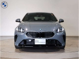 ☆BMWの代名詞とも言える【キドニーグリル】一目見ただけでBMW車であると認識できる確固たるアイコンとして存在感を放ちます☆
