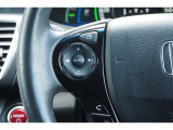 オーディオの音量調節が可能です!ハンドルにスイッチがついているので、運転中で目線を下げずに気軽にできちゃいます♪