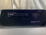 ドライバーモニタリングは、運転者の疲労や眠気を検知し、休憩を促すシステムです。カメラで顔の各部位の変化を検出し、疲労や眠気を推定してディスプレイの表示および警報チャイムで休憩を促します。