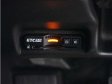 ◆ETC2.0◆進化したドライブ体験。料金収受システムだけだったETCが生まれ変わって、高速道路を賢く使うETC2.0に進化しました。多彩な情報サービスが便利で快適なドライブ体験を提供します。