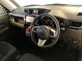 分かりやすく操作しやすい運転席まわりです☆