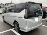 セレナ 2.0 X 4WD 