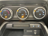 運転席・助手席シートヒーター