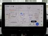 DCM(専用通信機)を装備したコネクティッドナビです。なお無償でのご利用期間は限定(令和11年12月まで)されています。詳しくは営業スタッフにお問い合わせください。