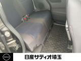後席も広々していますので、海や山への行楽時も室内で快適に過ごせます!