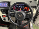 今お乗りのお車の価値が気になる方は、お気軽にお声がけください。査定士の資格を持ったスタッフが、丁寧に査定いたします