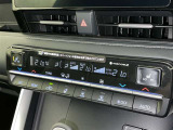 オートエアコンで快適な室内です。