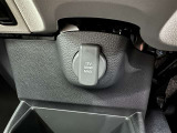 シガーソケット用の充電器が使用可能です!
