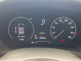 【スピードメーター】メーターがシンプルで見やすく運転しやすいですね!