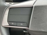 ステアリングスイッチ搭載!ハンドルひとつで手を離さなくても運転中視線をそらさなくても操作が出来て便利です