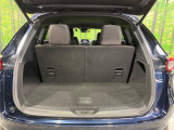 【パワーバックドア】スマートキーや運転席のボタンを押すだけでリアゲートが自動で開閉します!荷物を持っている時や、高い位置にあるバックドアを閉める際に便利な機能です♪
