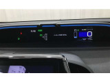 スピードをデジタルで表示する、とても見やすいメーターとなっています