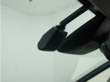 ◆ドライブレコーダー◆映像・音声などを記録する自動車用の装置です。 もしもの事故の際の記録はもちろん、旅行の際の思い出としてドライブの映像を楽しむことができます。