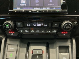 Wエアコン付きです!運転席・助手席それぞれ快適な車内でお過ごしいただけます。寒い時期には嬉しいシートヒーター付きです!