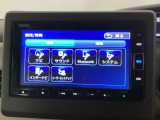 ホンダギャザーズメモリーナビ、フルセグ、DVD、CD再生にbluetoothのオーディオ機能が充実しています。