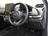 運転席の様子です。見通しの良いスッキリとした内装で、運転しやすい空間となっております!