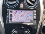 日産純正メモリーナビ(MJ119D-W)装備、4ヶ国語の音声案内やBluetoothでスマホアプリと連動対応、快適な画面操作と高音質なオーディオ再生。