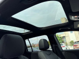 自動車保険に関しても、メルセデス・ベンツ専用のプログラムをご用意しております。飛び石や落下物などでのフロントガラスの修理が必要となった場合、最大で9万円分の補償を致します。
