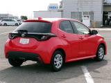 明るく広々、落ち着いた店内では、中古車のご検討・ご購入のほか、携帯電話(au)の購入等、様々なご相談に幅広く応えていきます♪