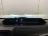 センターメーターなので、視界スッキリ♪
