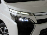 高輝度で点灯速度が速く、消費電力の少ないLEDヘッドランプを搭載しています!燃費向上に貢献する明るいランプです♪おクルマやご購入手続きについてご不明な点がございましたら、お気軽にお問合せくださいませ!