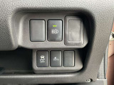 運転席まわりの画像です。