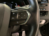 ミリ波レーダーとカメラを組み合わせたLEXUS Safety System。長距離の高速走行が快適になる、全車速追従型のレーダークルーズコントロールに対応しています。