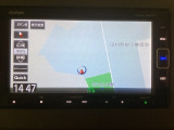 ナビゲーションはフルセグTV対応のGathers純正メモリーナビを搭載しています。Bluetoothオーディオ機能がありますので、スマートフォンなどの音楽も再生できます。