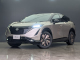 「タイムレス ジャパニーズ フューチャリズム」を体現したフロントデザイン。薄型LEDヘッドランプとシールドが、電気自動車らしい表情を作ります