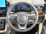 【レーダークルーズコントロール】高速道路での長距離走行が楽に!!自動で速度を保つクルーズコントロールが、衝突軽減システムと連携し、前方の車両を感知して車間を保つように速度調節してくれます!!