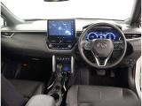 オシャレなインテリアで運転する気分も盛り上がりますよね^^