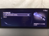 ハンドル操作をアシストすることにより車線からの逸脱回避を支援します。