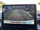 いまや必須装備「ナビゲーション」搭載!知らない場所にスイスイッとドライブ。もう、これなしではハンドルを握れませんね!でも運転中の操作は危険ですのでご注意ですね☆