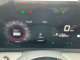 ☆視認性の良いメーターには、燃費情報など運転をサポートする様々な情報を表示します☆