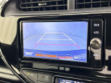バックモニター付なので後退時に後方が見えるので安心。 車は構造上、死角がたくさんなので万が一を考えると必須ですね。 あくまで補助の為の装備、バックは目視で確認する事が重要ですよ。