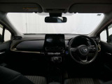 見通しのよいすっきりとした視界で、誰でも運転しやすいです。運転のしやすさは疲れにくさにも繋がりますよ♪