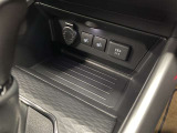 運転席・助手席シートヒーター付き♪お尻や腰回りを温めてくれますよ(^^♪