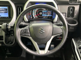 【純正革巻きステアリング】上質な革を使用することで、手にしっかり馴染みとても運転しやすいハンドルです♪
