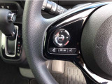 【ステリモ】ステアリングリモコンスイッチにてオーディオ操作可能となっております。運転にも集中できます。