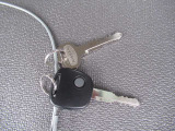 インテリジェントキー装備。ポケットやカバンに入れておくだけ。車両の始動操作を楽にする便利アイテム☆