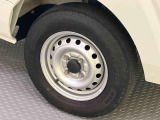 TSキュービックカードを是非ご加入ください!点検・車検のお支払いもカードでお支払いできます。