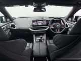 BMW Premium Selection 江戸川は、約20台の展示スペースがあり、常時新車拠店より厳選された認定中古車が続々と入庫しております。