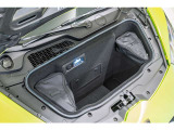 【SKY GROUP】BMW、MINI、VOLVO、Bentley、McLaren、Aston Martin、Lamborghini、Maserati、Porsche、Jaguar、Land Roverを取り扱う輸入者正規ディーラーを展開しております。