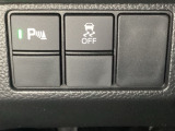 ETCの下にHondaセンシング用の、VSA(ABS+TCS+横滑り抑制)解除スイッチなどがついています。