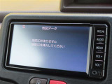 純正ナビを装着。(ワンセグTVの視聴、Bluetoothの接続可能)