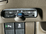 ビルトインタイプの【ETC】で見た目もスッキリ。高速道路の利用にとても便利です。